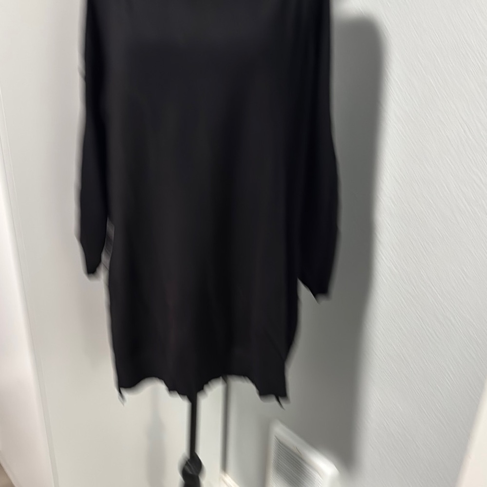 BOLD elements Black Scoop Neck Knit Tunic